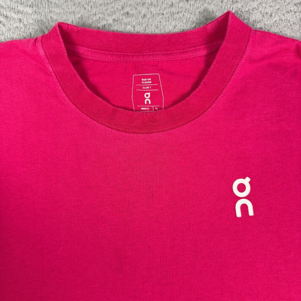 On Cloud Running Club Tee T Shirt Mens XL Pink Cotton Short Sleeve Crewneck